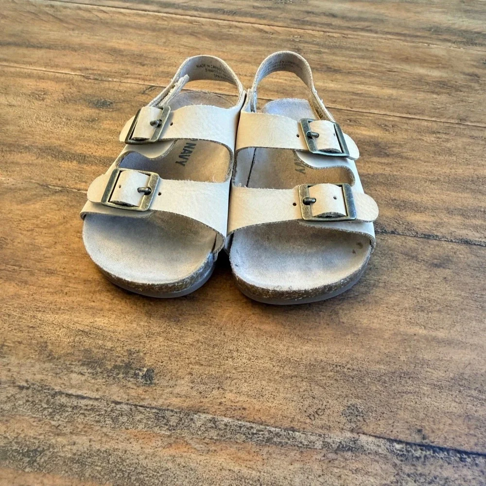 Old Navy Toddler Tan Double Strap Buckle Sandals‎ Size 6-12 Months Spring Summer